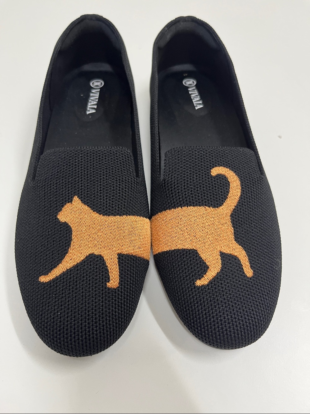 NWOT Vivaia Audrey round toe orange cat embroidered loafers size 7/37.5 - Picture 5 of 5